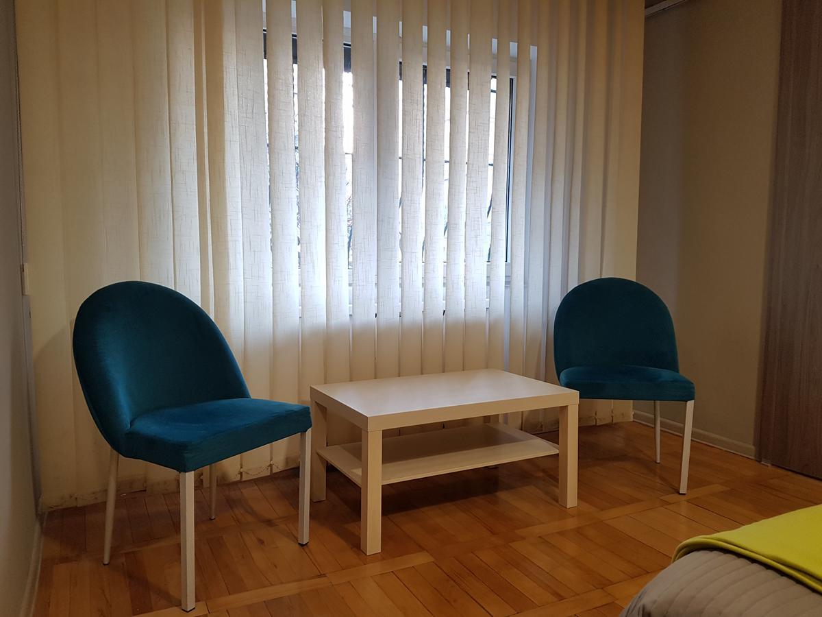 Woodstone Apartment Ploieşti Extérieur photo
